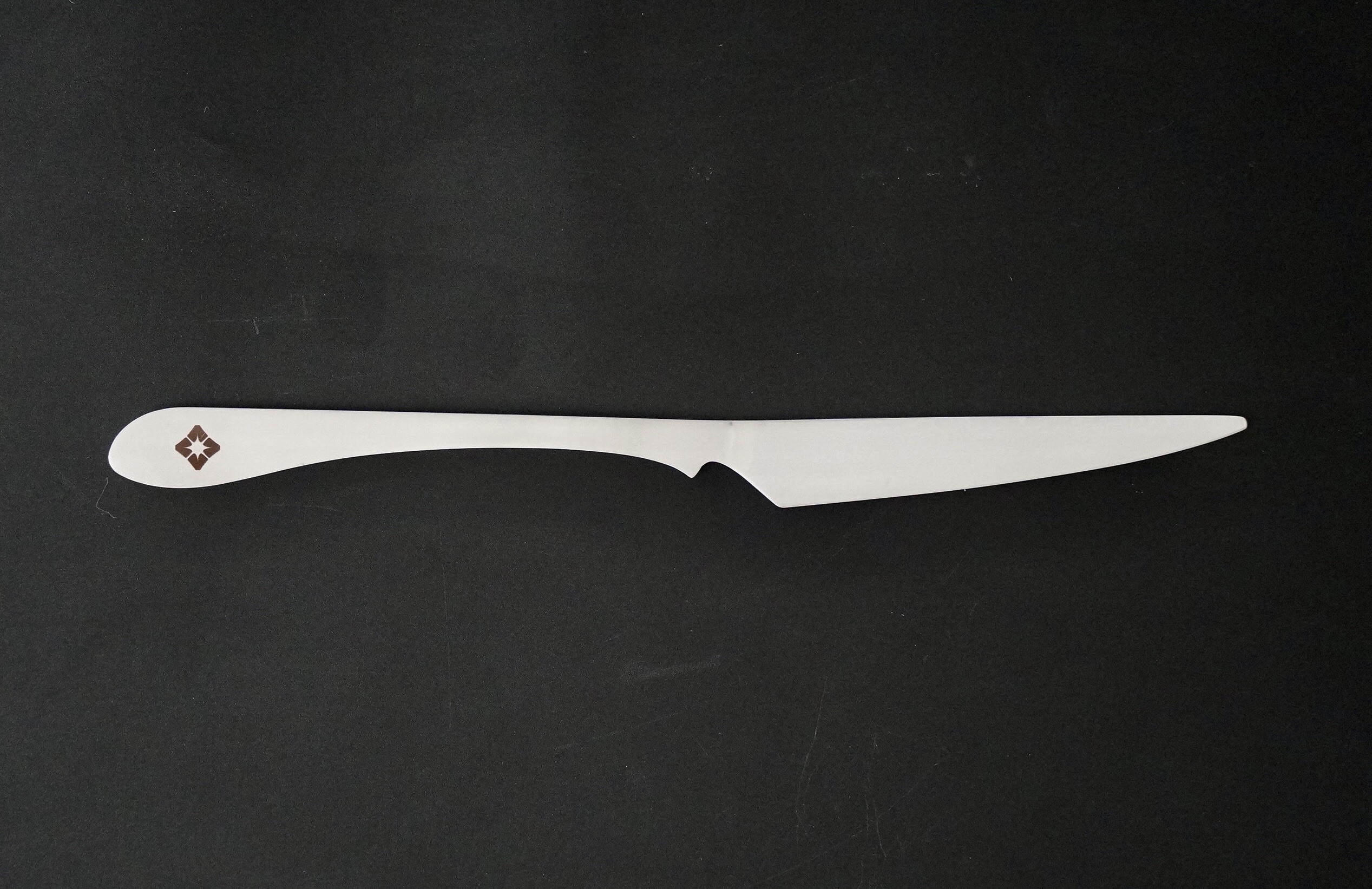 TOJIRO DESIGN AWARD 2022優秀作品「細身で握りやすい、食卓で使うテーブルナイフ」
